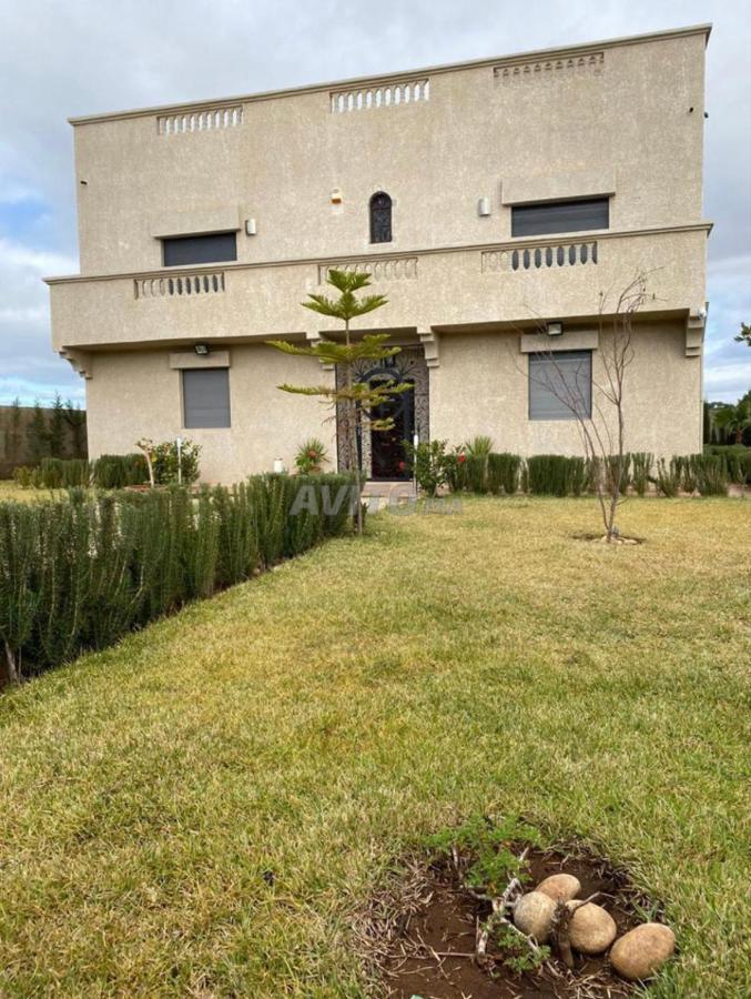 Villa Nour Al-Khalil Есувейра Екстериор снимка