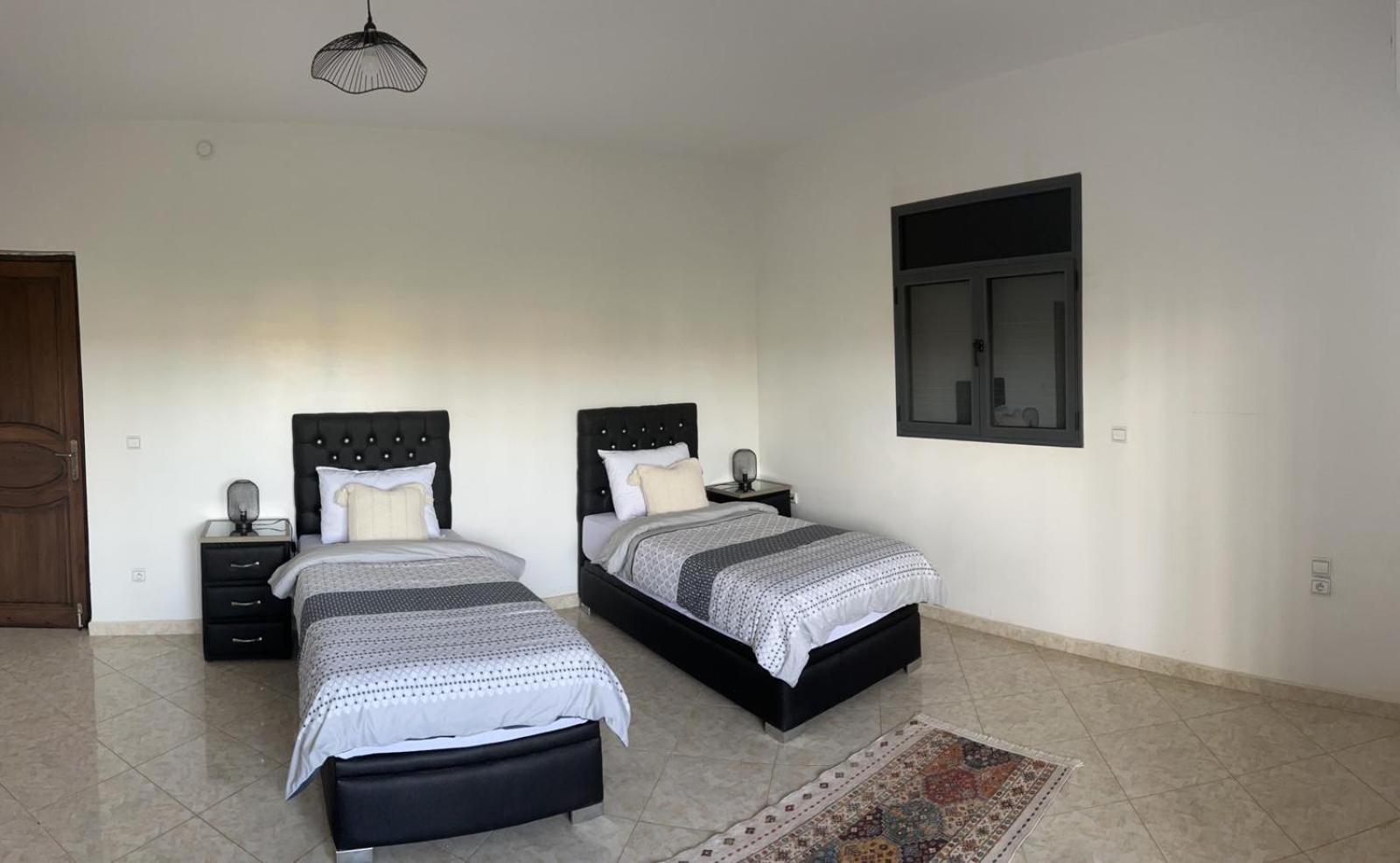 Villa Nour Al-Khalil Есувейра Екстериор снимка