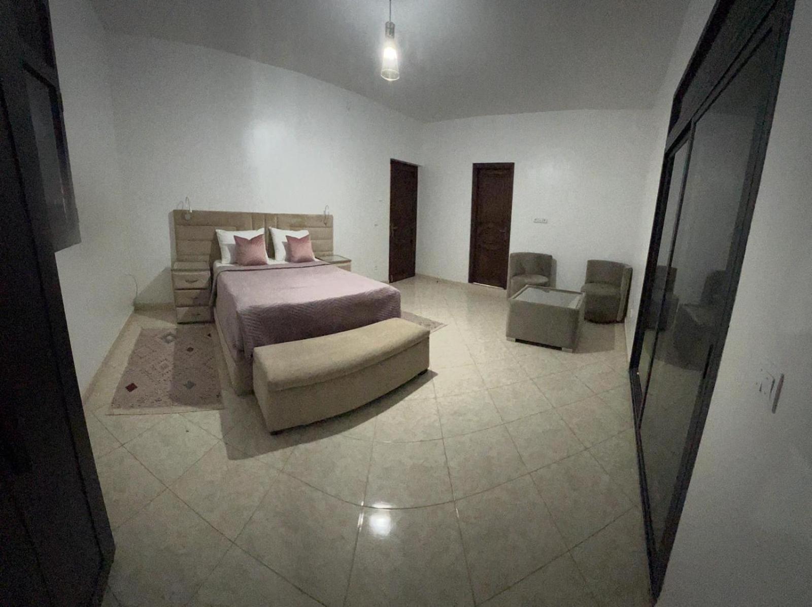 Villa Nour Al-Khalil Есувейра Екстериор снимка